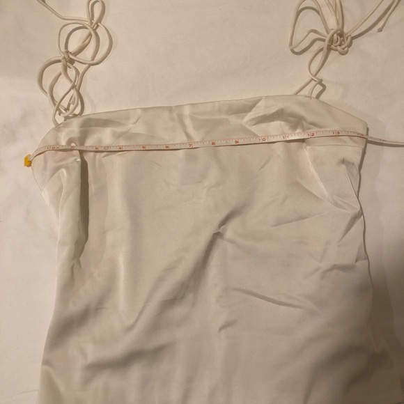 Abercrombie and Fitch square neck cami - Picture 2 of 3